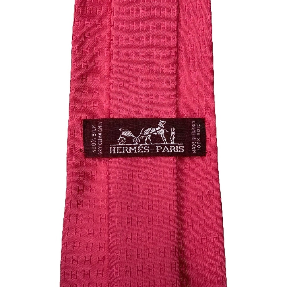 Hermes Men's Tie Faconnee "H" AOP Logo Pink Satin Silk 3.75" (W) x 64" (L) guc